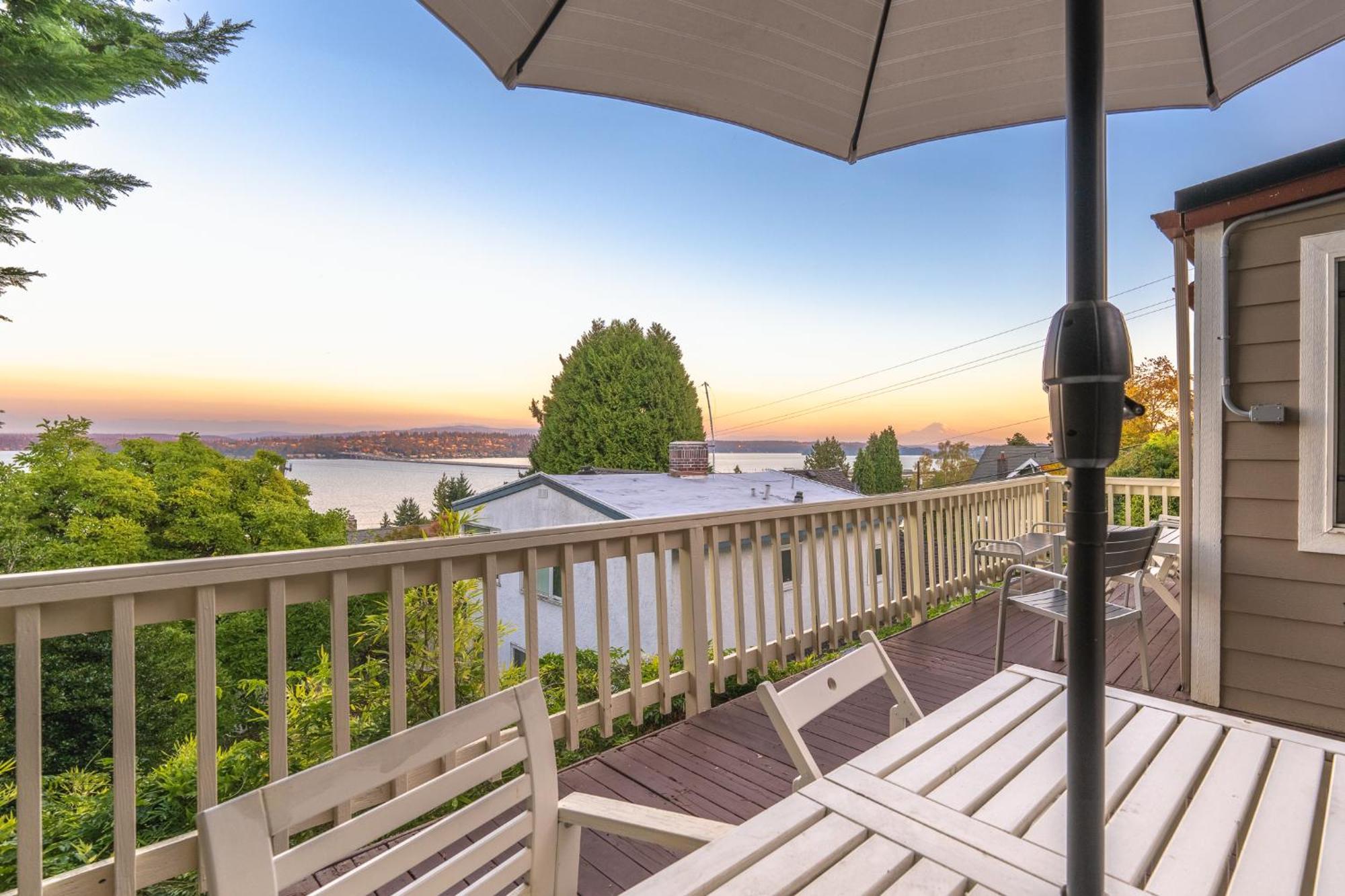 Sunrise On Lake Washington Villa Seattle Dış mekan fotoğraf