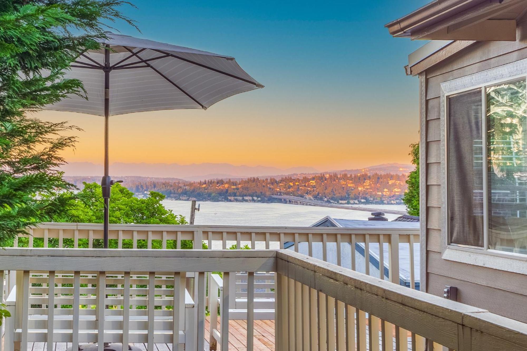 Sunrise On Lake Washington Villa Seattle Dış mekan fotoğraf